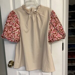 Entro boutique shirt size small